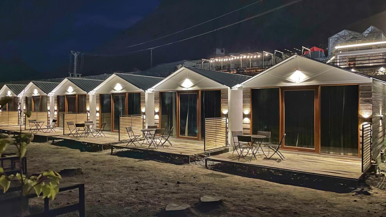 Horizon Resort Attabad Lake Hunza Karimabad  Exterior photo