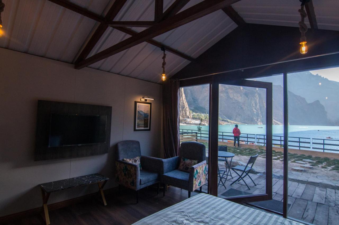 Horizon Resort Attabad Lake Hunza Karimabad  Exterior photo