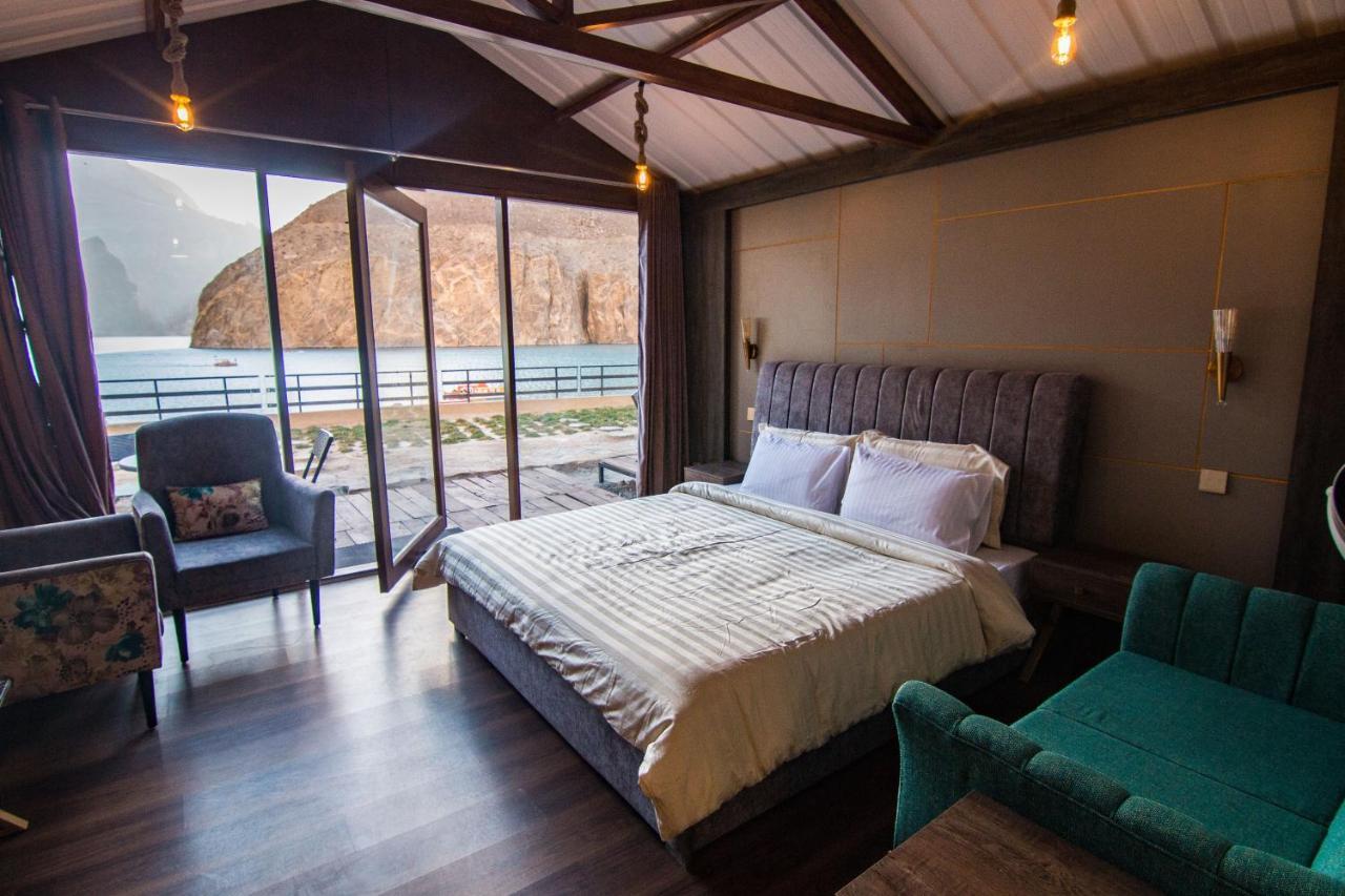 Horizon Resort Attabad Lake Hunza Karimabad  Exterior photo