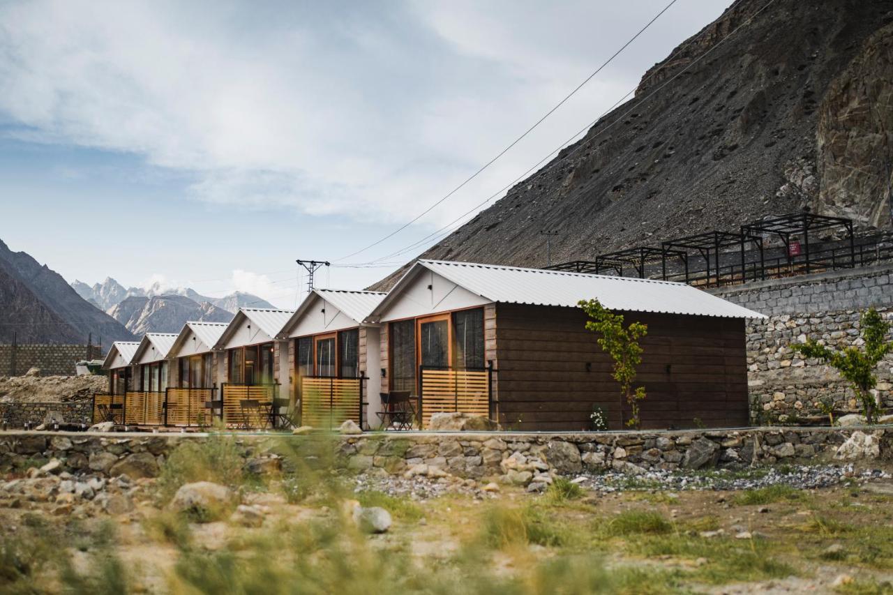 Horizon Resort Attabad Lake Hunza Karimabad  Exterior photo